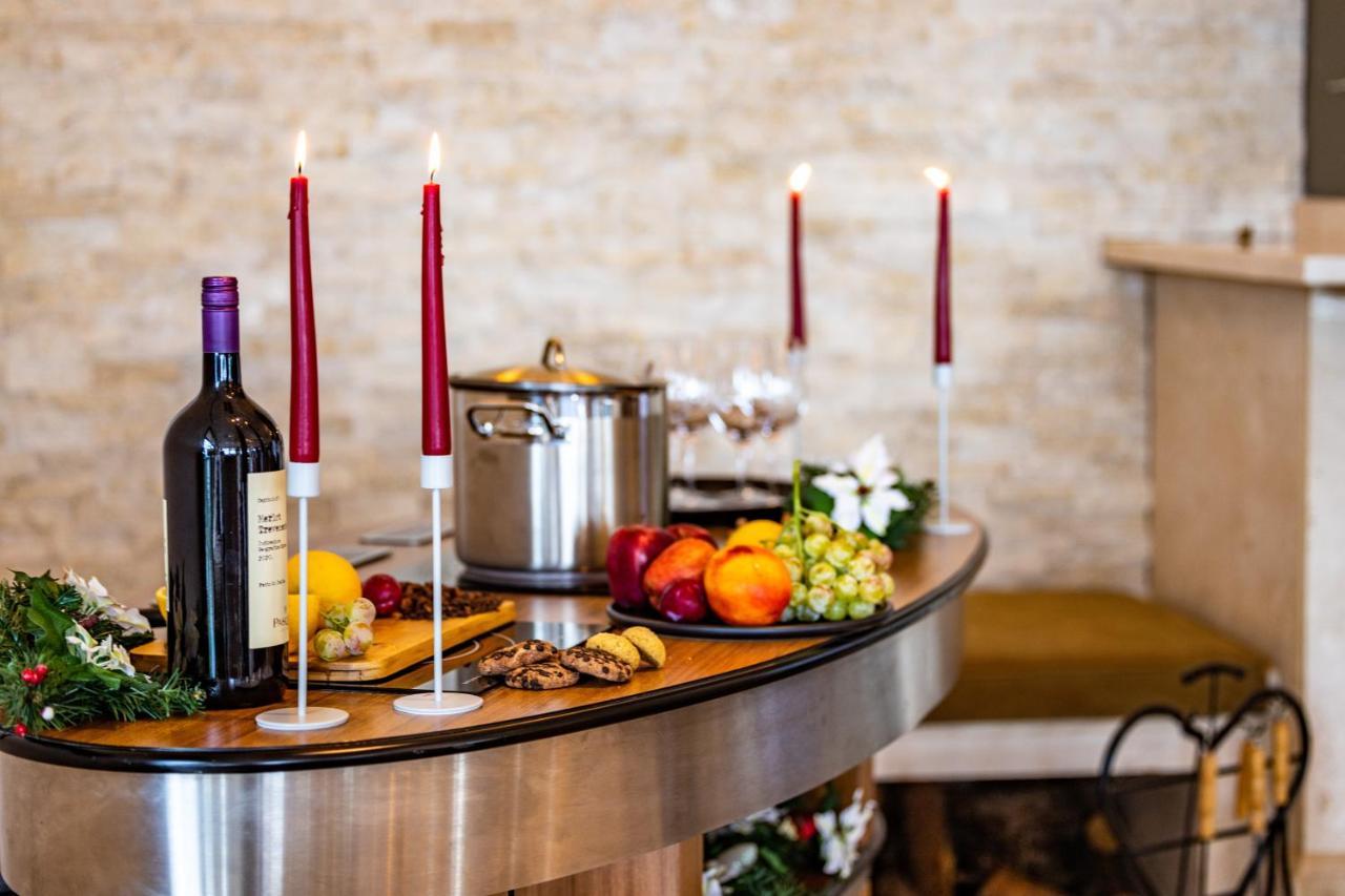 โคลิเนียม กอล์ฟแอนด์บีช รีสอร์ต Hotel Agios Georgios  ภายนอก รูปภาพ